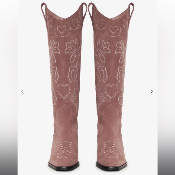 FLL cowboy boots! - Picture 2 of 3